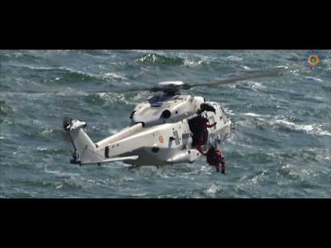 Hi-Line transfer procedure by Belgian Air Force NH90 SAR.
