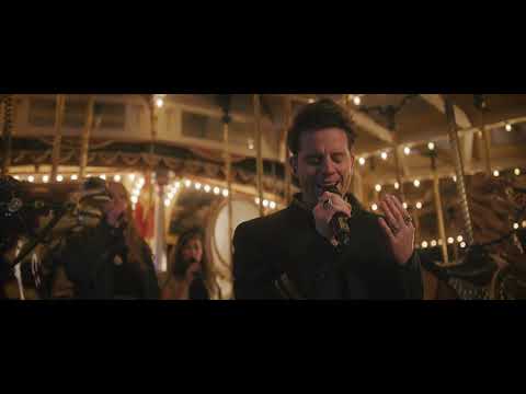 Ben Hazlewood - Sleeping Through Sirens (Live Performance at Luna Park)