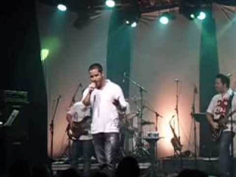 NANDO MOTTA NO SHOW DE MIRA CALLADO CANTA - ELEONOR RIGBY