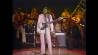 Glen Campbell performs a medley of Beach Boys' songs