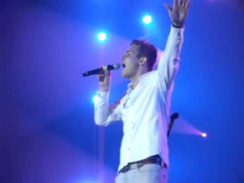 Roger Shah Feat Chris Jones-Going Wrong