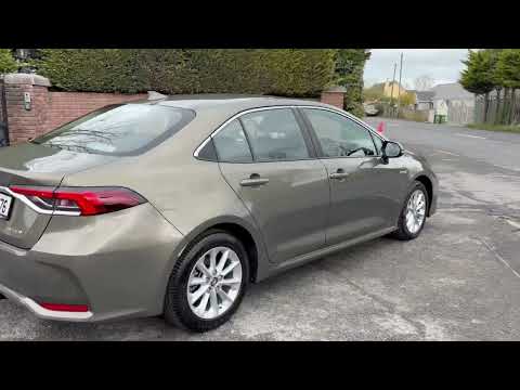 2019 Toyota Corolla Luna 1.8 Petrol Hybrid Auto - Image 2