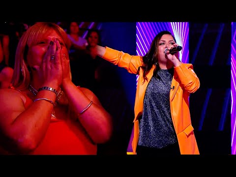 ¡INCREÍBLE! Yanina Galeassi interpretó "Hasta el fin del mundo" emocionando a su mamá en la tribuna