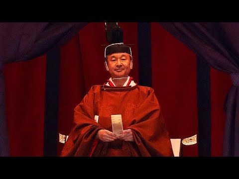 شاهد ملوك وأمراء وقادة يحضرون مراسم تنصيب إمبراطور اليابان الجديد ناروهيتو للعرش…