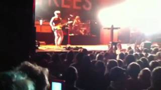 love and affection-neon trees live