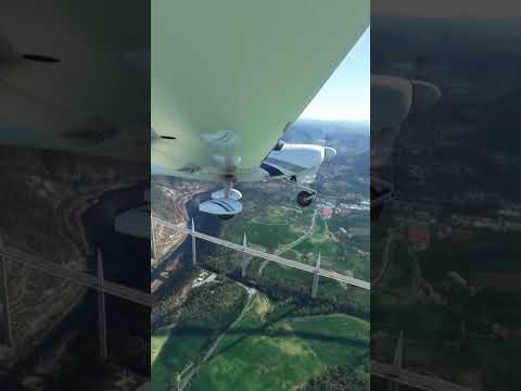 🌁 Viaduc de Millau 🇫🇷