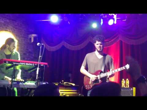 Shakedown Street - The Main Squeeze