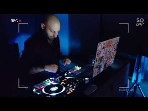 Dj-Axel Dj a 360° ogni genere musicale Montebelluna Musiqua Dj-Axel Dj a 360° ogni genere musicale Montebelluna Musiqua