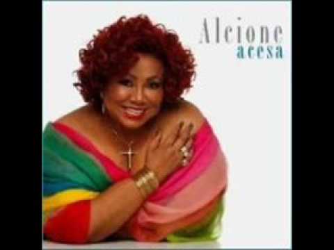 Alcione Chutando o Balde