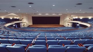 teatro-stipendi-ancora-congelati-foti-ora-tocca-te