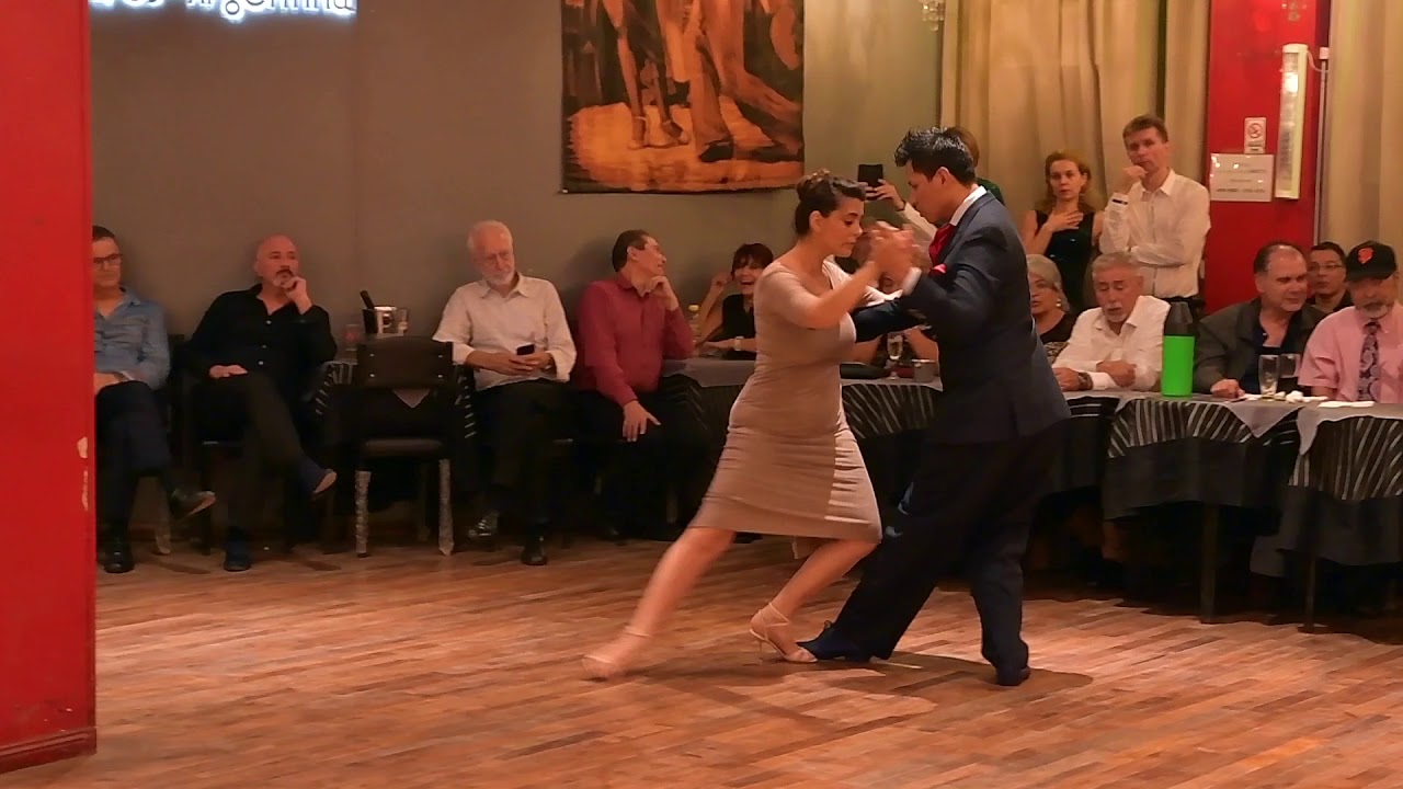 Video thumbnail for Mariel Filadoro y Diego Churquina en Porteño y Bailarin -1