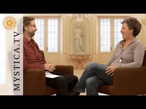 Doris Iding - How mindfulness helps us in life | MYSTICA.TV