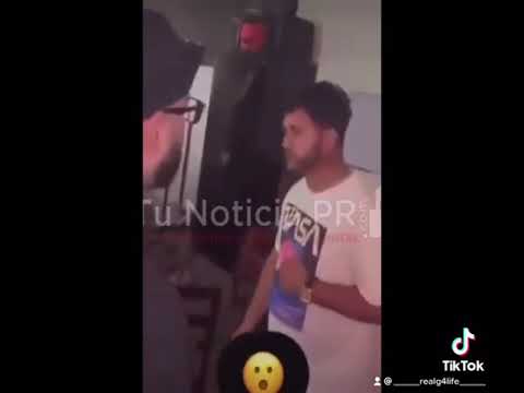 Le dan bofetada a gallo de producer