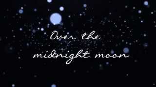 Midnight Moon- Oh Wonder (Lyrics)