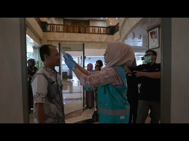 Pengecekan Suhu Mengantisipasi Virus Corona