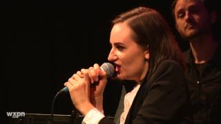 Meg Mac - "Roll Up Your Sleeves" (Live at Non-Comm 2015)