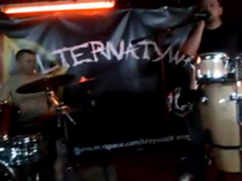 Krzywa Alternatywa "Iron Lion Zion"