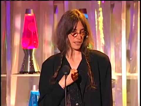 Patti Smith Inducts the Velvet Underground into the Rock and Roll Hall of Fame