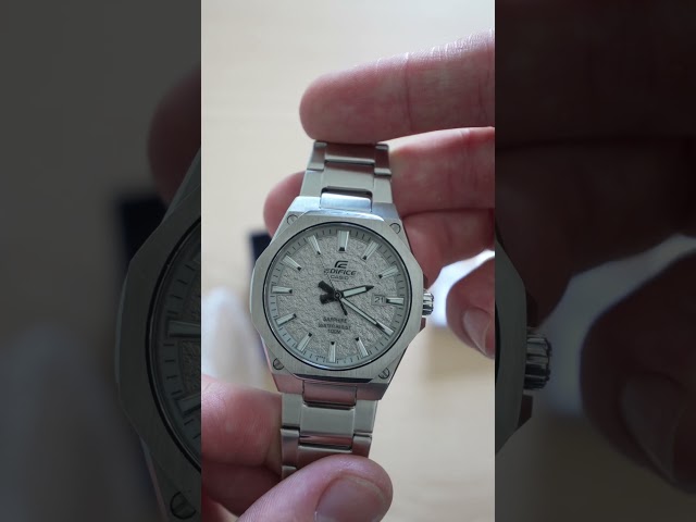 Vídeo relacionado con CASIO - Montre en acier inoxydable - EDIFICE - Gris