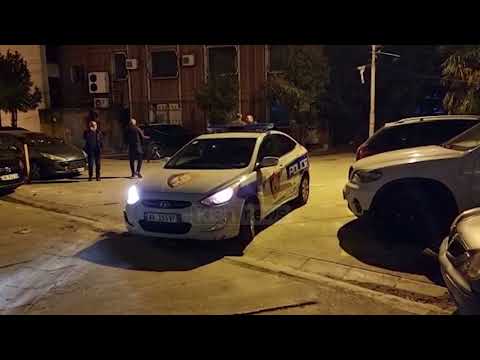 Klan News - Një vajzë plagos me thikë një burrë 68-vjeçar