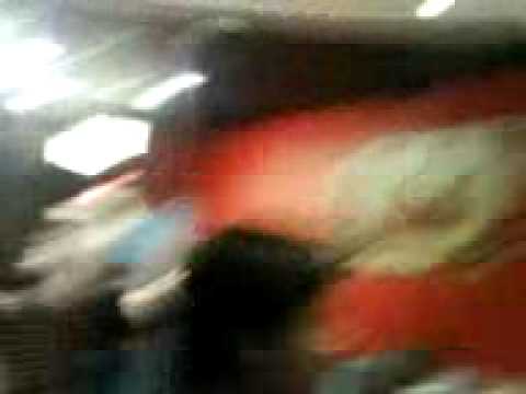 Poniendo Musica en el TelePizza