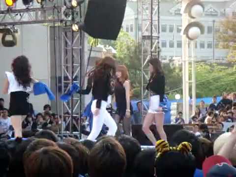 [FANCAM] 100513 4minute - Muzik @ Yonsei Festival Akaraka