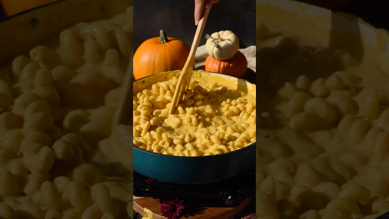 Browned Butter Sage Pumpkin Mac and Cheese. #shorts