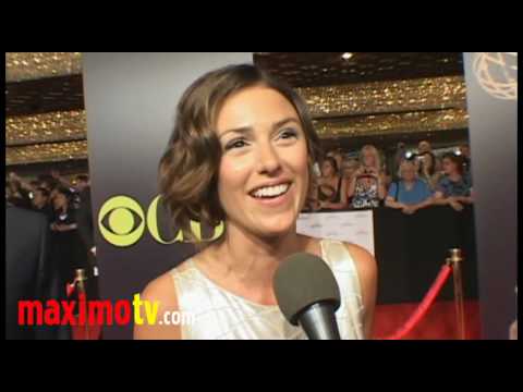 Elizabeth Hendrickson Interview at "2010 Daytime Emmy Awards" June 27