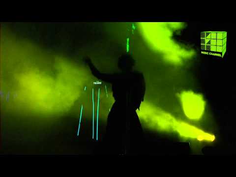 Music Channel - Syos ft Andreea Banica (Performed @ RMA 2011)