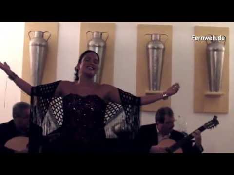 Ana Marques singt Fado in Tavira, Portugal