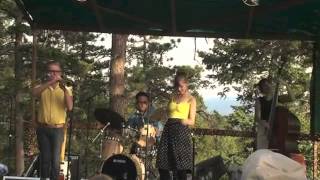 Lake Street Dive - Neighbor Song