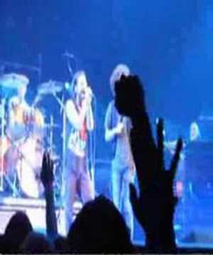 Pearl Jam Hungerstrike with Wolfmother Antwerp 2006