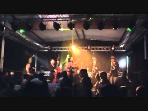 Vicq Blues Festival 2013- Nico Duportal and his Rhythm Dudes - "Goin' back to ya"