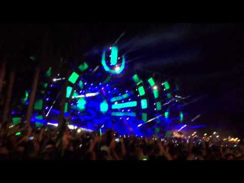 Red lights by Hardwell Ultra Music Festival 2014