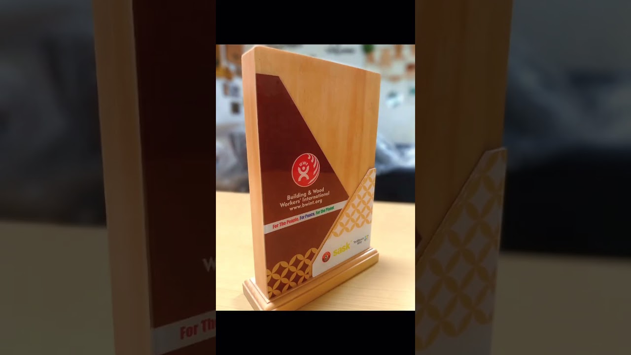 WA 085742824060 vandel atau plakat kayu dan akrilik #plakat #kerajinankayu #souvenir #smallbusiness