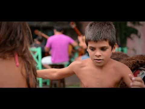 Abrazo de guitarra  Capitulo 1 EL PATIO