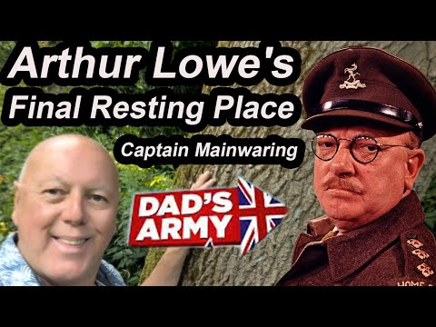 Arthur Lowe's Grave AKA  Captain Mainwaring in Dad's Army. Celebrity Graves