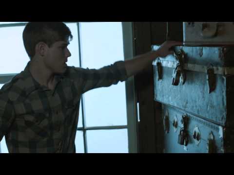 Flowers in the Attic Trailer