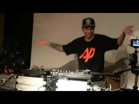 QUARTZ RISCOS E BATIDAS 2013 - FINAL - DJ BASIM