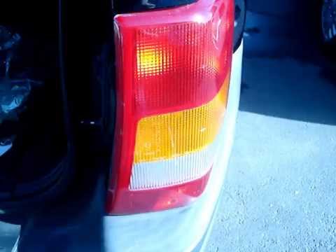 Spyder Auto Installation: 1999-2004 Jeep Grand Cherokee LED Tail Lights