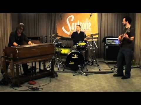 Mike Mangan's Big Organ Trio - Dragon's Triangle