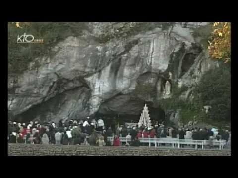 Chapelet à Lourdes