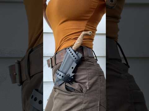 The CIVIVI Timberbark. A small but brutally tough little knife