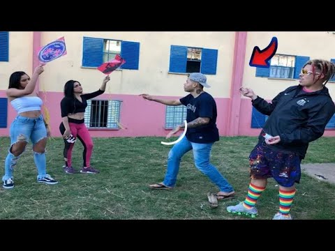 SOLTANDO PIPA COM MC KM AUTÊNTICO,TROLEI ELE , MORTE E O RATÃO QUE SALVO NOIS