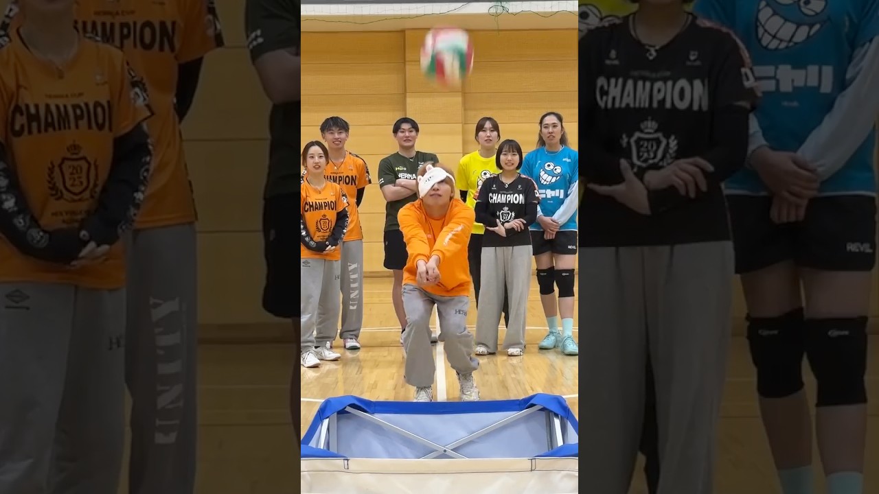 片目だとバレーボールできないの知ってた？#shorts