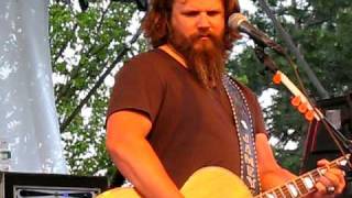 Jamey Johnson singing &quot;For the Good Times&quot; at the Lilac Festival in Rochester, NY on 5.11.09