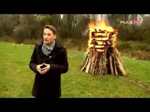 Puls 4: Reporter Tom und der  Feuerlauf! im Cafe Puls