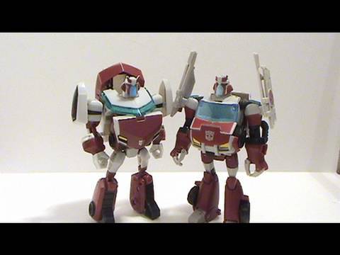 Video review of Transformers Animated; Cybertronian Mode Ratchet
