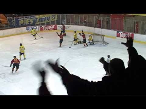 hokej Topoľčany - Piešťany  7.1.2011