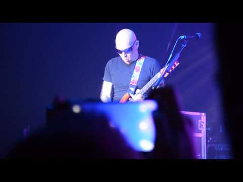 Joe Satriani - The Crush of Love - Six Fours